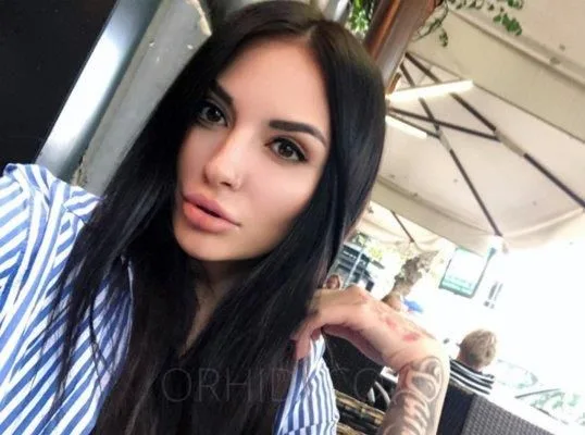 Darlene escort Opava
