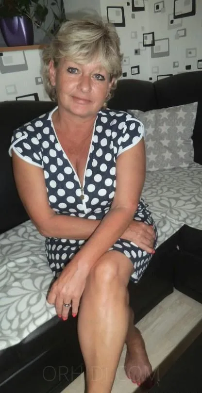 Renatka escort Opava