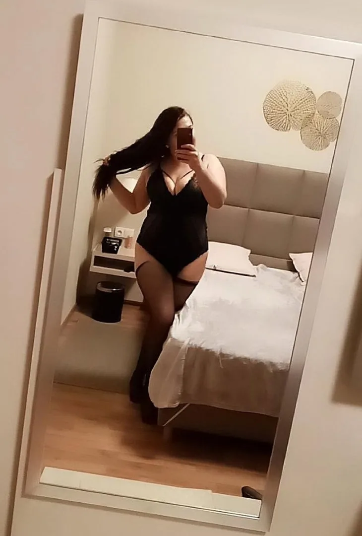 Lennka escort Opava