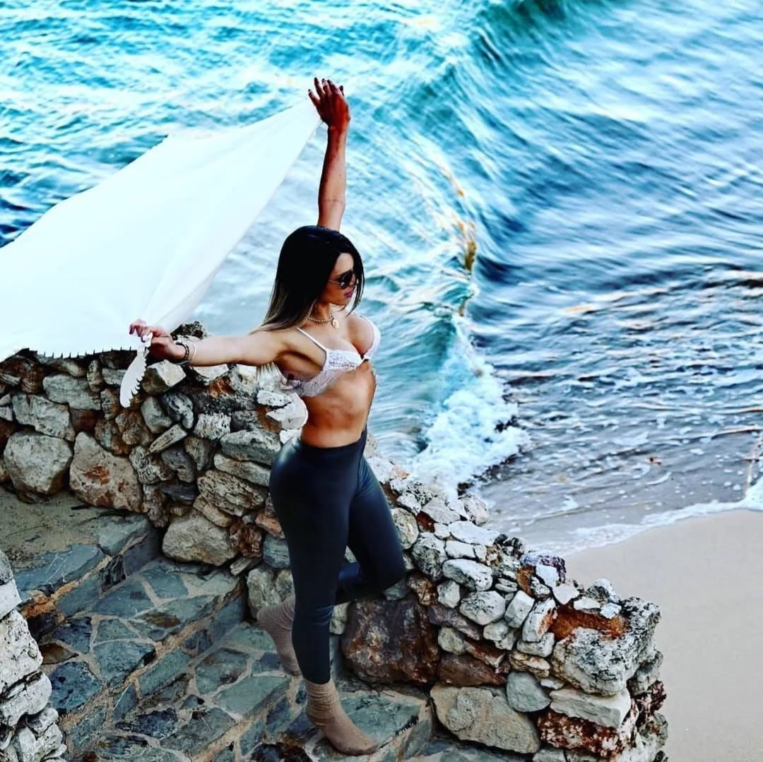 Dalia Herrera escort Opava